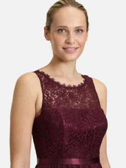Vera Mont Kleider*Damen Abendkleid bordeaux uni