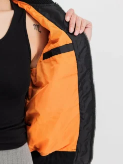 Alpha Industries Jacken & Westen*Damen Bomberjacke schwarz uni