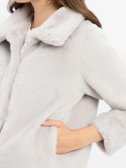 Marie Lund Jacken & Westen*Damen Kunstfelljacke - Paola hellgrau uni