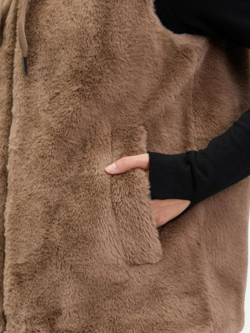 Betty Barclay Jacken & Westen*Damen Plüschweste braun camel uni